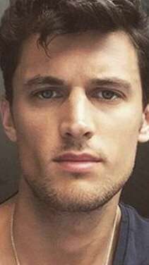 Portrait de Ali Royce