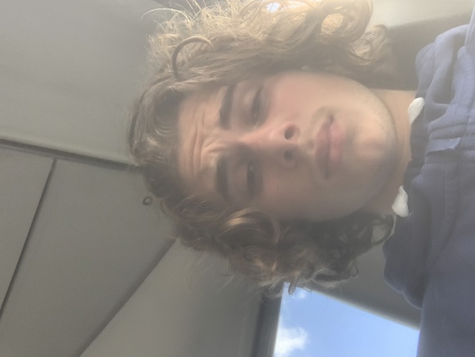 Portrait de Oui Non